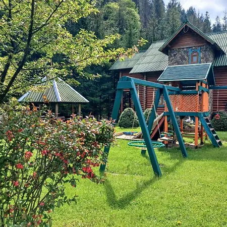Lisova Kazka Lodge Vorokhta