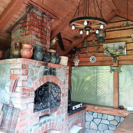 Chata Lisova Kazka *